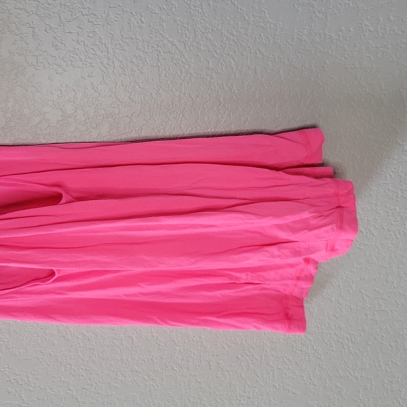 Lululemon Pink No Limits Tanktop - Picture 6 of 8